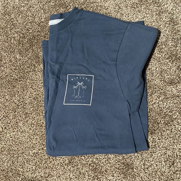 Shirt bundle - Picture 8 of 9